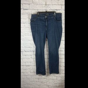 Lee Relaxed Fit Straight Leg High Rise 18W LONG